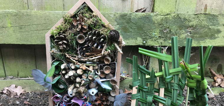 Bug Hotel |